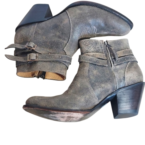 Shyanne Distressed Brown Leather Western Ankle Double Buckles Straps - Picture 12 of 16